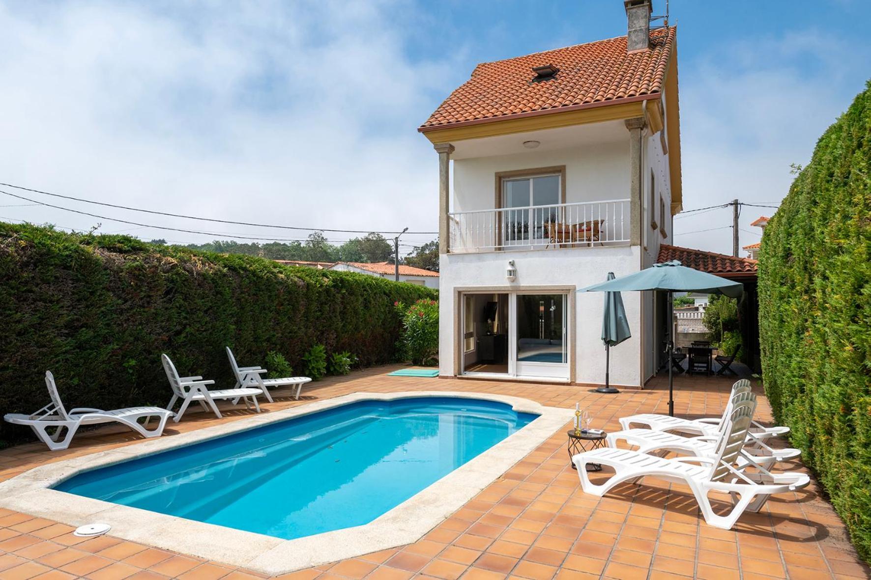 Major Beach And Lake Pontevedra Exterior foto